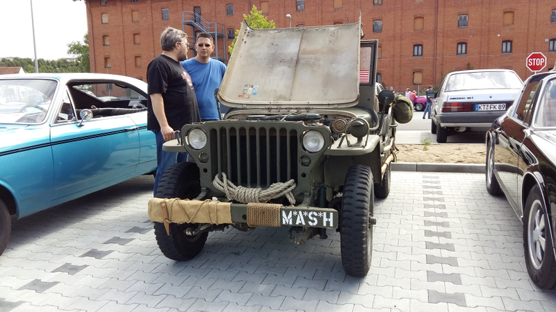 Illustration for article titled Another oldtimer meet photodumpÂ